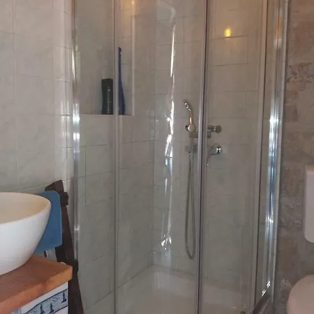 Studio Apartman Pape דירה Kaštela